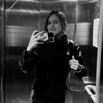 Babysitter in Ambarès-et-Lagrave: Saléna