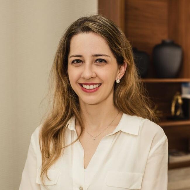 Emprego de babá em Francisco Beltrão: Joana