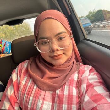 Babysitter in Kepala Batas: Aqish