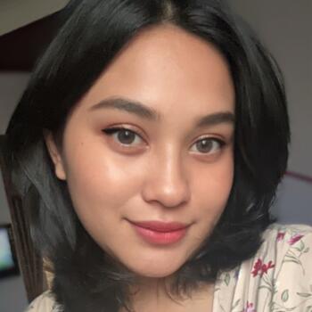 Babysitting job in South Tangerang: babysitting job Sarah Amelia