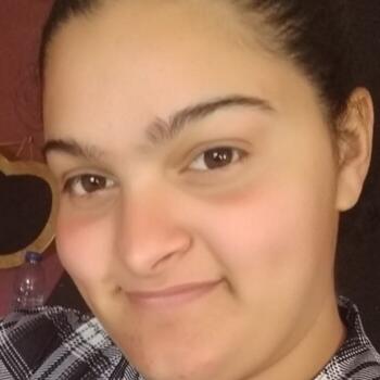 Babysitting job in Aveiro: babysitting job Bruna