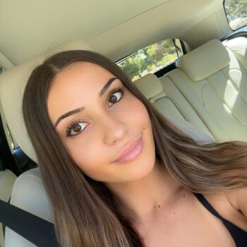 Babysitter Perth: Claudia