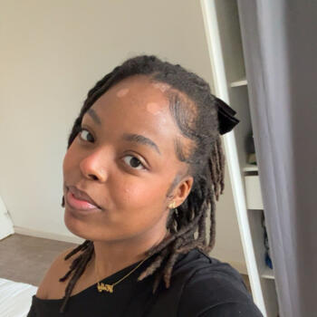 Babysitter in Corbeil-Essonnes: Kelly