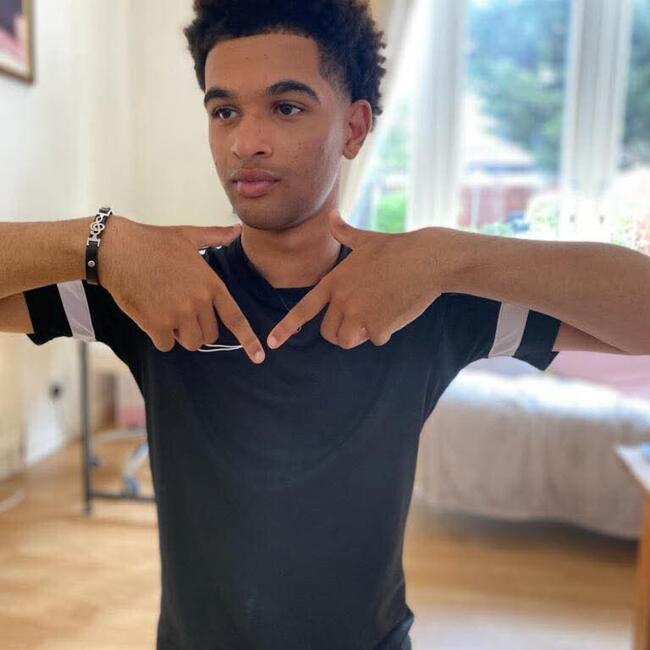 Babysitter in London: Kyron