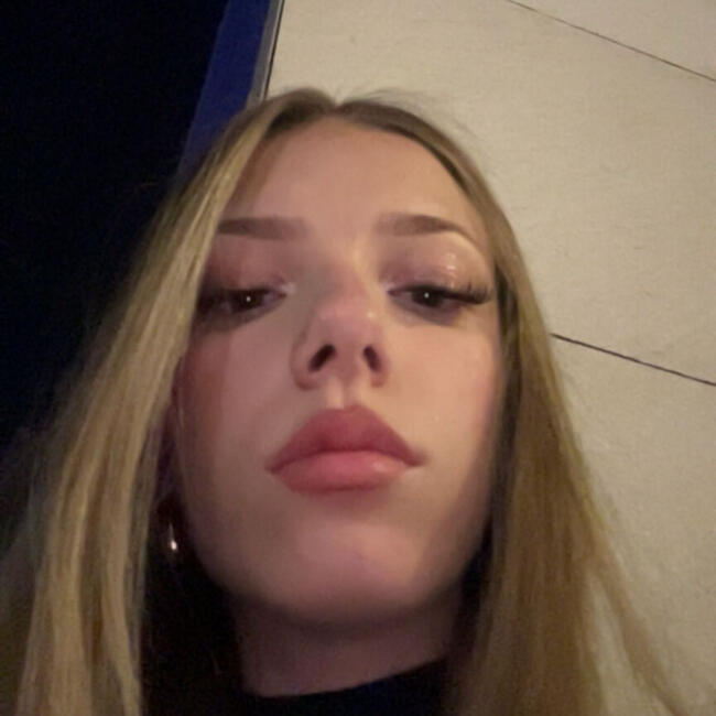 Babysitter in Toulon: Lyse