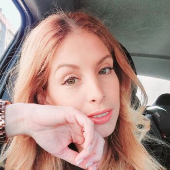 Δουλειά για babysitter στην πόλη Βύρωνας: δουλειά φύλαξης παιδιών Ειρήνη