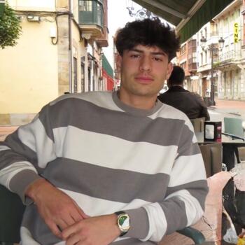 Canguro en Oviedo: Mateo