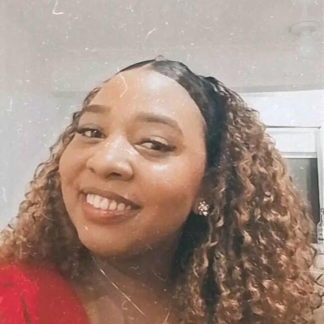 Babysitter in Camaçari: Ludmila