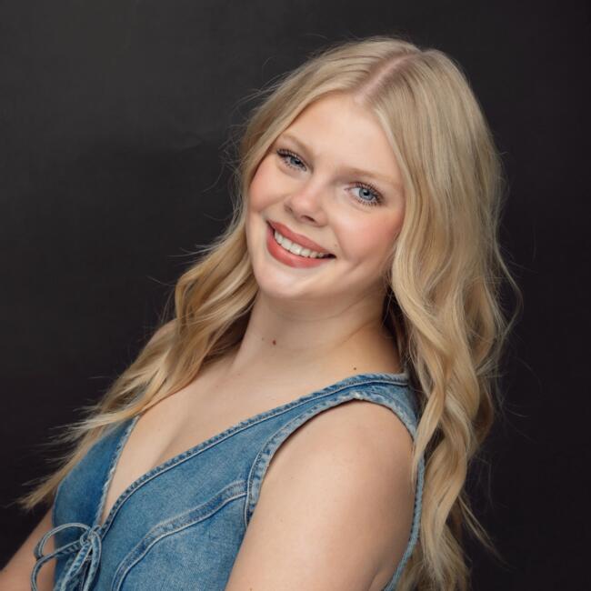 Babysitter in Phoenix: Alyssa