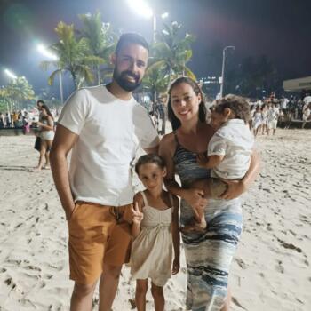 Família Cotia: Thais