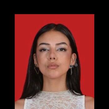 Babysitter in Medellín: LUNA SOFIA