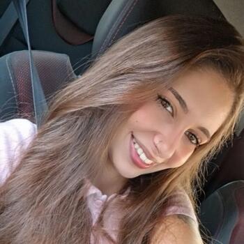 Babysitter em Almada: Veronica