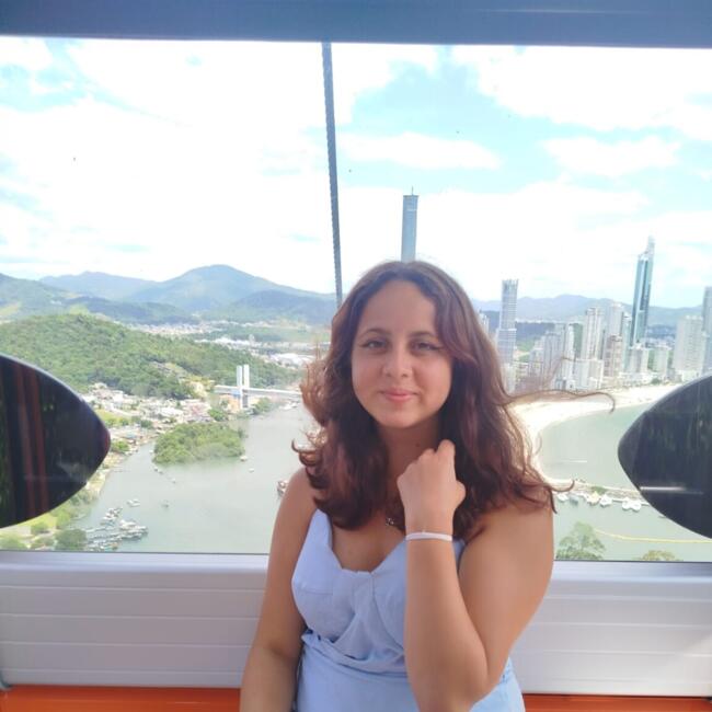Babysitter in Curitiba: Nataly mikaelly