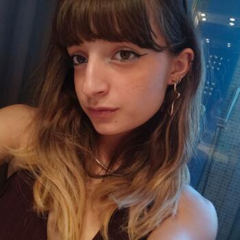Babysitter in Rome: Anastasia