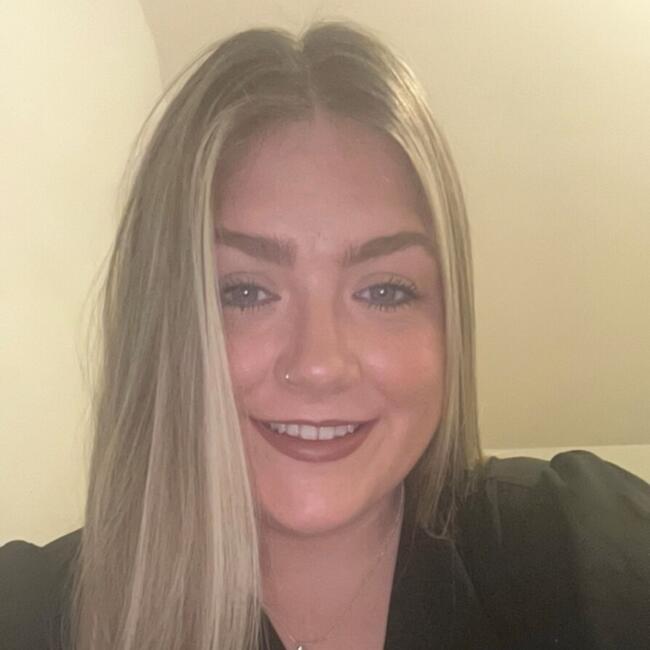Babysitter in Swinford: Grace