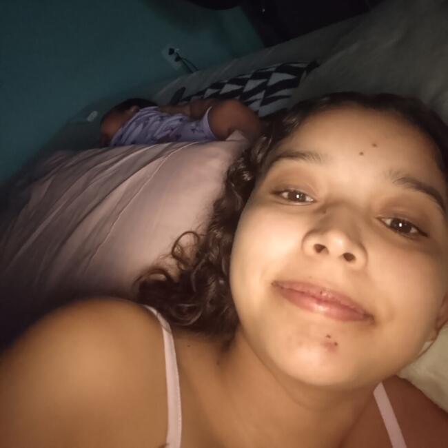 Emprego de babá em Macapá: Halana