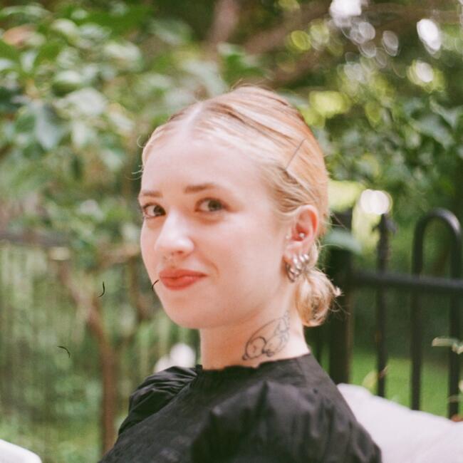 Babysitter in Sydney: Louise