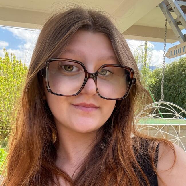 Babysitter in Aix-les-Bains: Lou-Anne