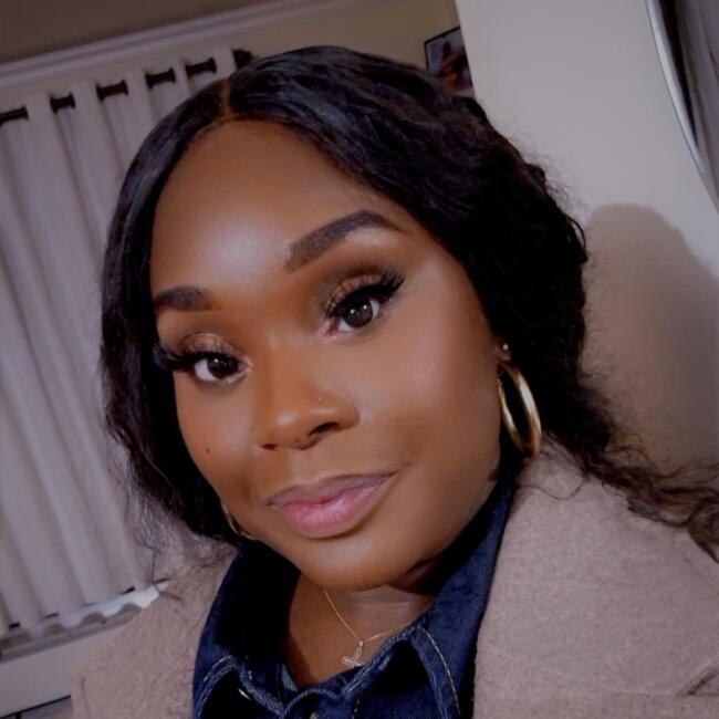 Babysitter in Evere: Leslie