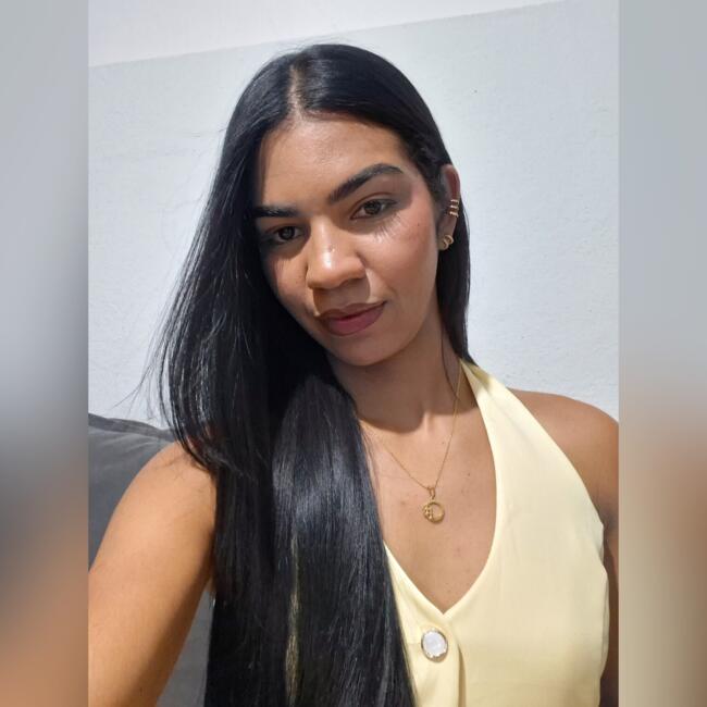 Babysitter in Bragança Paulista: Mariza