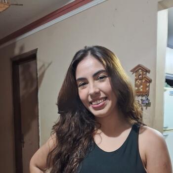 Babysitter Passos: Emellyn