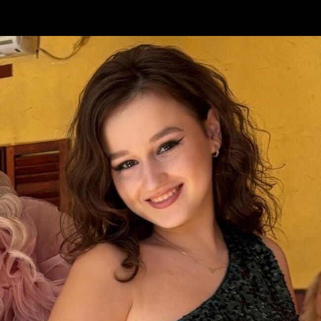 Bonă în Otopeni: Denisa-Cristiana