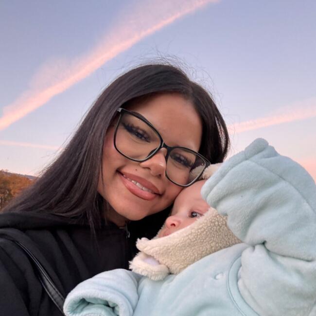 Babysitter Job in Grand-Lancy: Corina