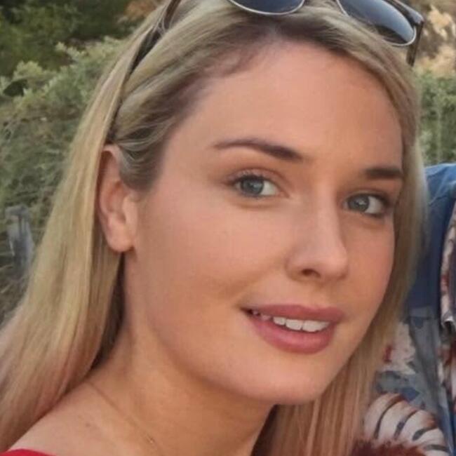 Babysitter in Sydney: Emma