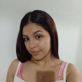 Babysitter in Salta: Anahi