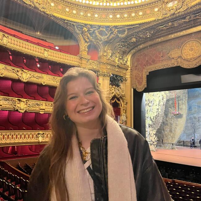 Babysitter in The Hague: Kim