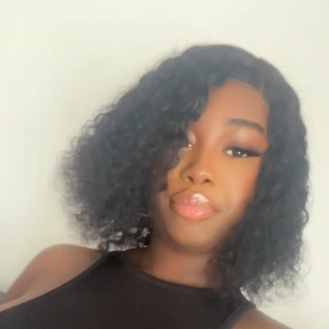 Babysitter in Saint-Herblain: Kany