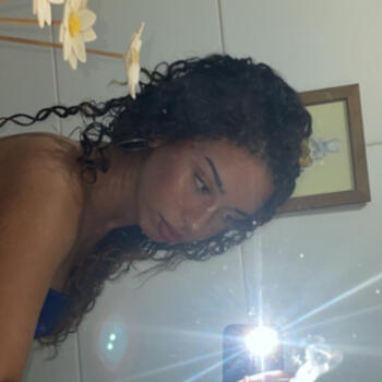 Babysitter in Teresópolis: Emanuelly