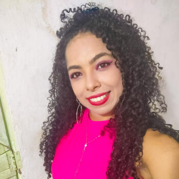 Babysitter Natal: Mônica