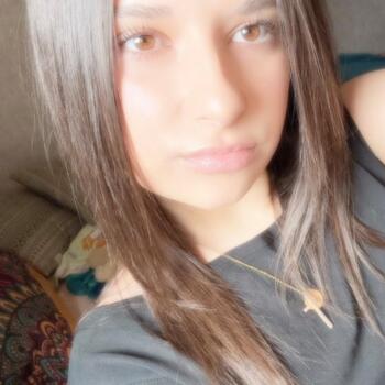 Babysitter in Limoges: Mya
