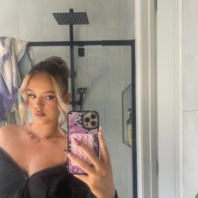 Babysitter in Melbourne: Chelsea