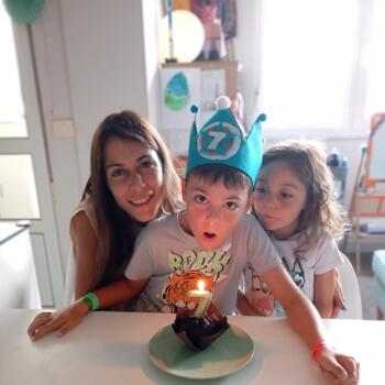 Trabajo de canguro en El Campello: trabajo de canguro Jenifer