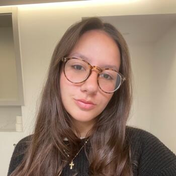 Babysitter in Evora: Olivia