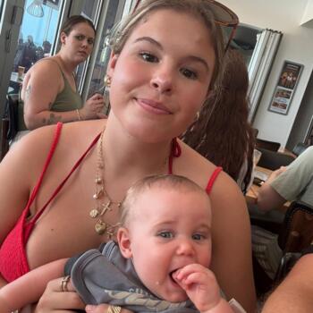 Babysitter Sydney: Maddy