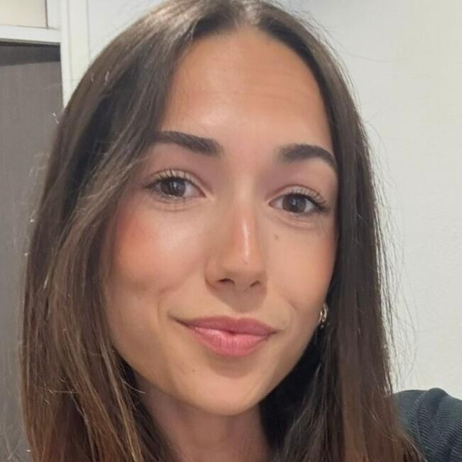 Babysitter in Barcelona: Cristina