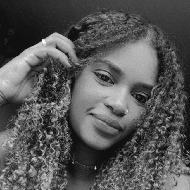 Babysitting job in Petrópolis: Ariana