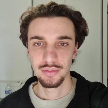 Babysitter Le Havre: Mounir