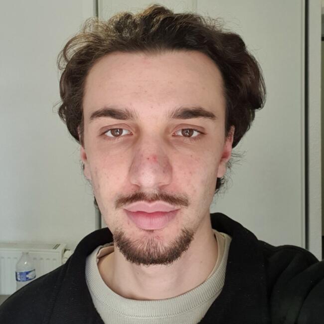 Babysitter in Le Havre: Mounir