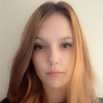 Babysitter in Stockport: Shelby