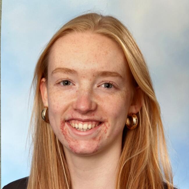 Oppas in Zaltbommel: Eline