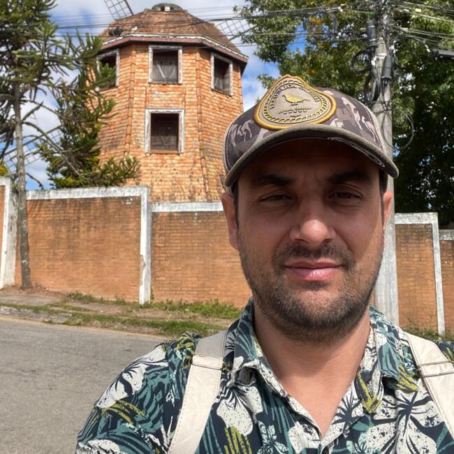 Babysitting job in Mogi das Cruzes: Victor