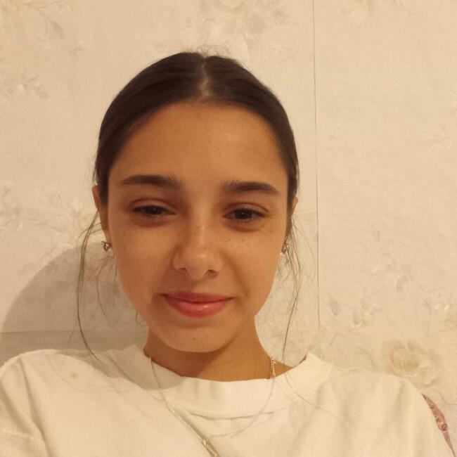 Babysitter in Vienna: Larisa-Georgiana