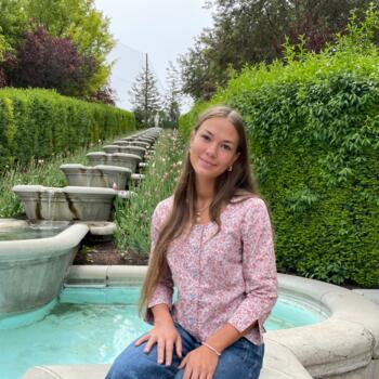 Nanny in Provo: Ella
