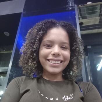 Babá em Iracemápolis: Emilly