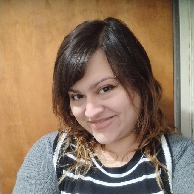 Babysitter in Almirante Brown: Adriana