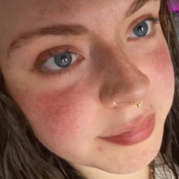 Babysitter in Salisbury: Ellie